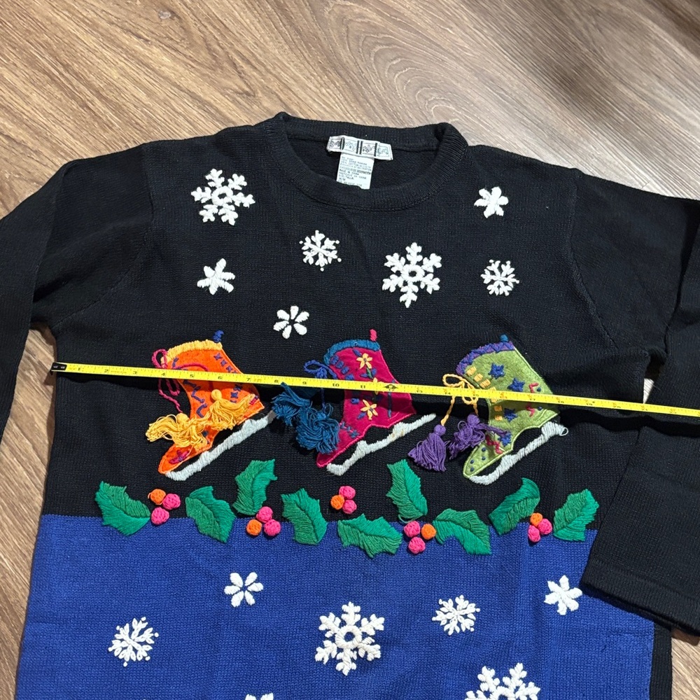 VTG Oversized Black Blue Sweater Colorful Skates Winter Holiday Ugly knit 90s M - Picture 8 of 8